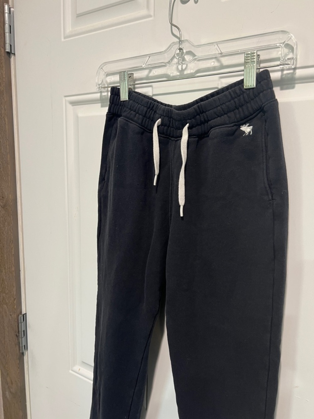 abercrombie kids black jogger sweatpants with white drawstring - Picture 4 of 6